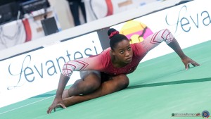 sr sfe09379 copia simone ferraro ph